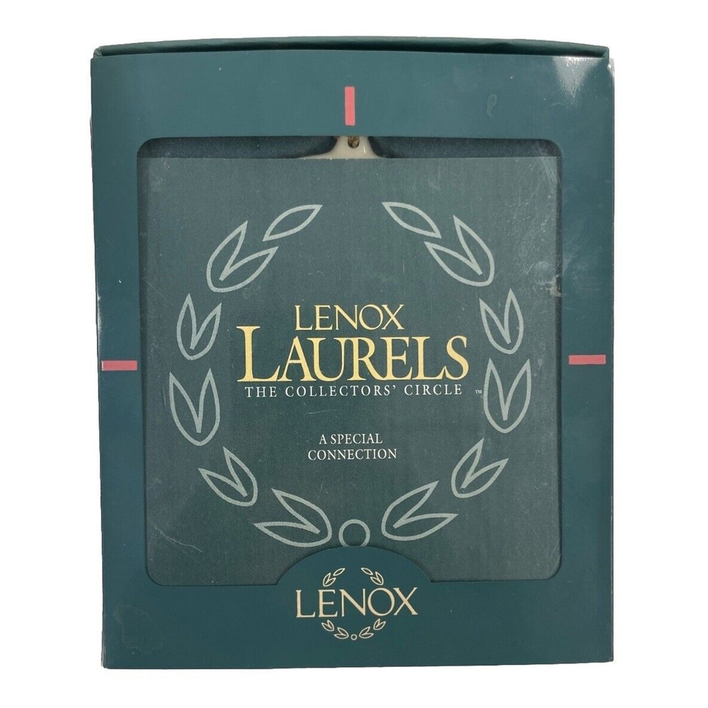 Lenox Laurels The‎ Collector's Circle Ho Ho Wish Ornament